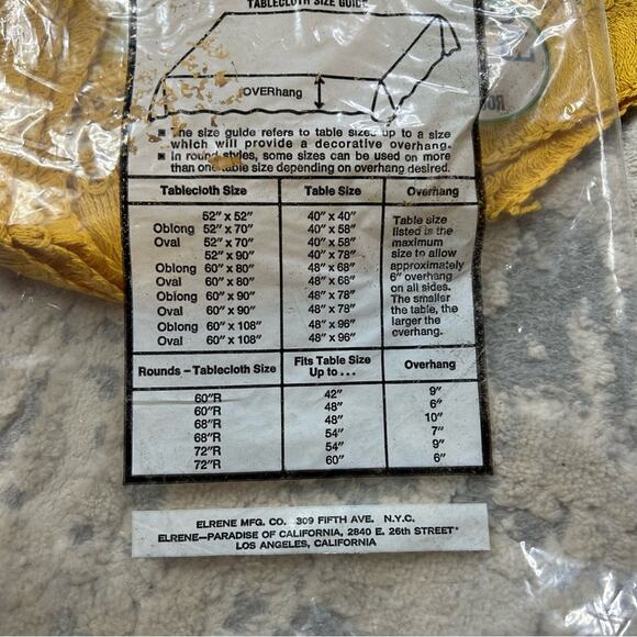 NOS Styled by Lisa 60” Round Vinyl Tablecloth Harvest Gold & White Check 1970s - Picture 4 of 8